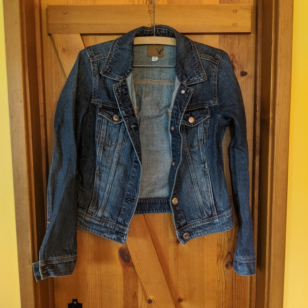 Classic, medium wash Jean jacket